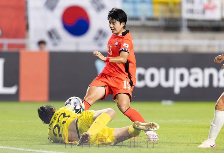 东亚杯首轮比赛中国女足告捷 男足选拔队不敌韩国队